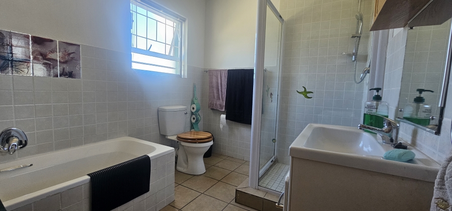 2 Bedroom Property for Sale in Hopefield Western Cape